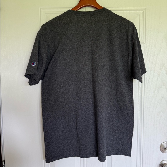 2 for $10
sale: Champion crew neck Tennessee volunteers football t-shirt - L - Picture 3 of 3